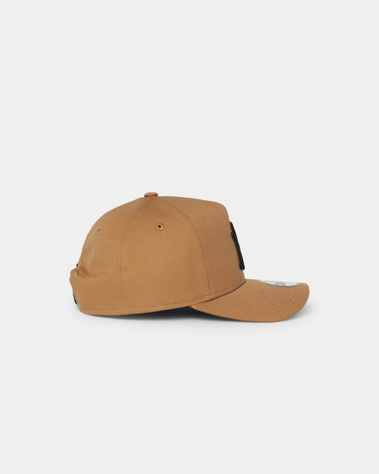 New Era Kids' New York Yankees 9FORTY A-Frame Snapback Wheat 5 New Era Kids' New York Yankees 9FORTY A-Frame Snapback Wheat - Image 3