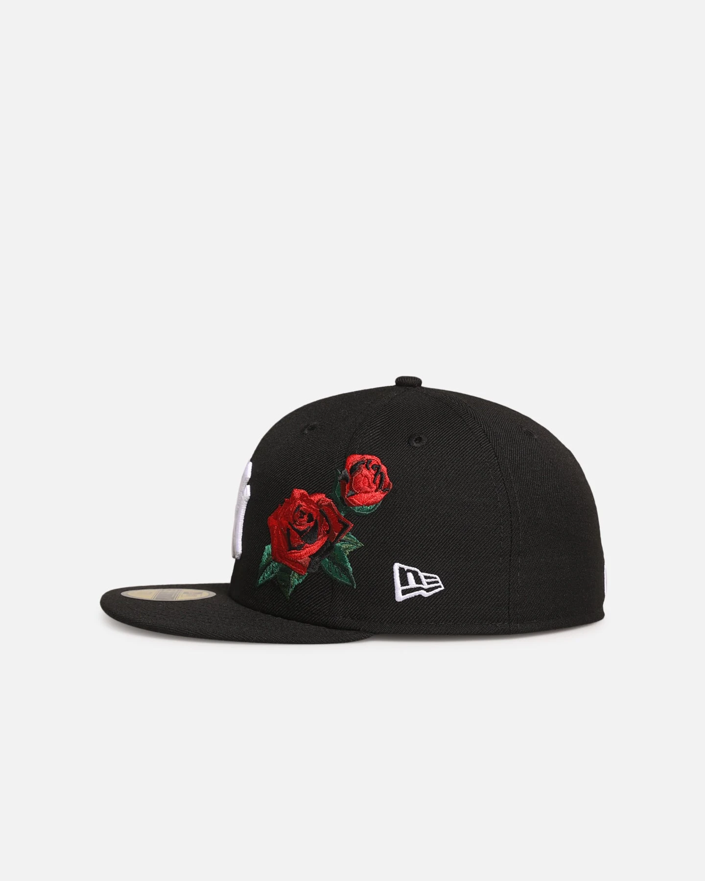 New Era New York Yankees 'Rose Emblem' 59FIFTY Fitted Black/Rose 6 New Era New York Yankees 'Rose Emblem' 59FIFTY Fitted Black/Rose - Image 4