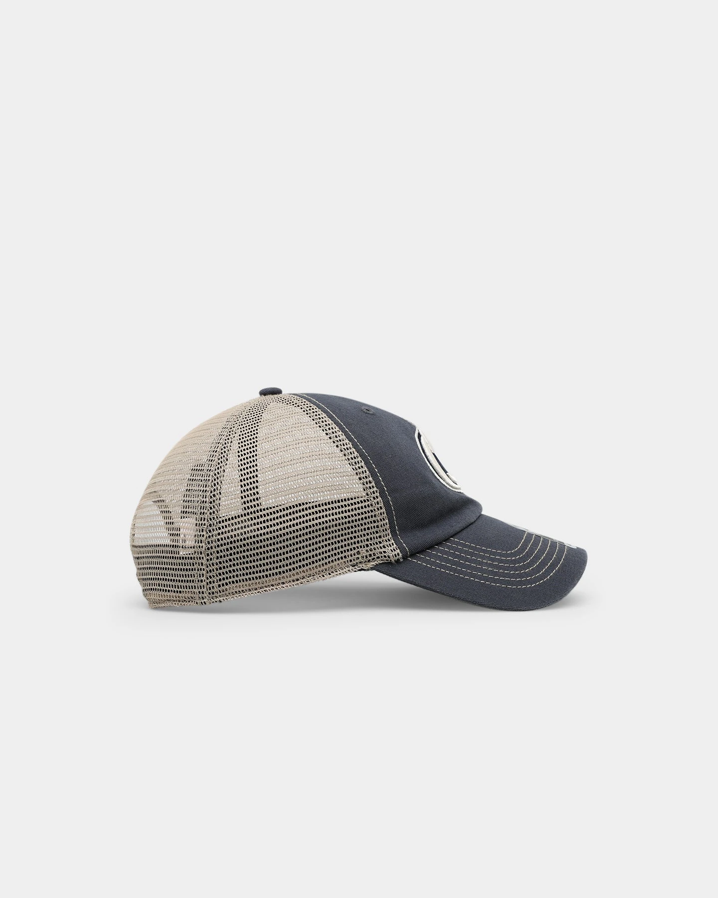 '47 BRAND 47 Brand Penn State Nittany Lions Trawler '47 Clean Up Strapback Vintage Navy 5 '47 BRAND 47 Brand Penn State Nittany Lions Trawler '47 Clean Up Strapback Vintage Navy - Image 3