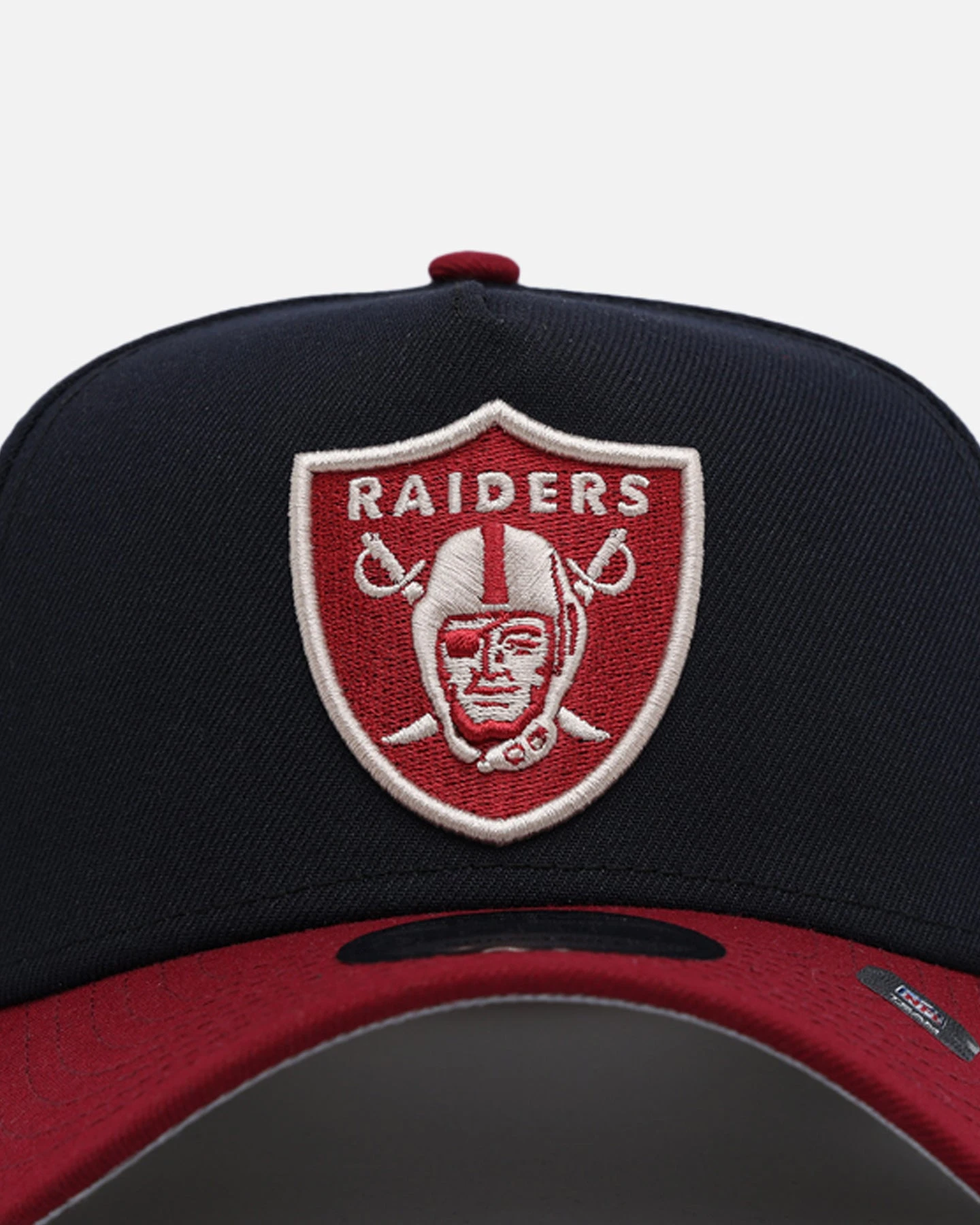 New Era Las Vegas Raiders 'Autumn Hue' 9FORTY A-Frame Snapback Navy/Cardinal 7 New Era Las Vegas Raiders 'Autumn Hue' 9FORTY A-Frame Snapback Navy/Cardinal - Image 5