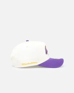 New Era Los Angeles Lakers 'NBA X Hyperfly' 9FORTY A-Frame Snapback Chrome White 10 New Era Los Angeles Lakers 'NBA X Hyperfly' 9FORTY A-Frame Snapback Chrome White -Culture Kings 01031283 YC458 default 000030