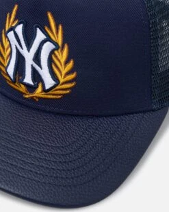 Pro Standard New York Yankees Fast Lane Trucker Strapback Midnight Navy -Culture Kings 01033005 YN303 default 00020