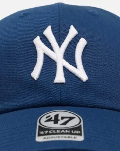 '47 BRAND 47 Brand New York Yankees 'Yankees Color Wheel' Suede Undervisor 47 Clean Up Strapback Navy Blazer 12 '47 BRAND 47 Brand New York Yankees 'Yankees Color Wheel' Suede Undervisor 47 Clean Up Strapback Navy Blazer -Culture Kings 01033555 YN437 default 0050