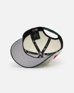 New Era UFC Mex 'Noche UFC' 9FORTY A-Frame Snapback Chrome/Dark Green 13 New Era UFC Mex 'Noche UFC' 9FORTY A-Frame Snapback Chrome/Dark Green -Culture Kings 01033800 YE179 default 0060