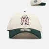 New Era New York Yankees 'Chrome Dark Green' 9FORTY A-Frame Snapback Chrome/Dark Green 2 New Era New York Yankees 'Chrome Dark Green' 9FORTY A-Frame Snapback Chrome/Dark Green -Culture Kings 01033953 YE179 default 0010