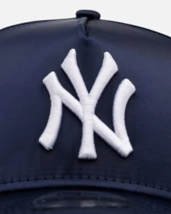 New Era New York Yankees 'Team Color Satin' 9FORTY A-Frame Snapback Official Team Color -Culture Kings 01035662 YO060 default 0060