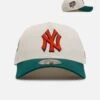 New Era New York Yankees 'Citrus' 9FORTY A-Frame Snapback Chrome/Green/Orange -Culture Kings 01035757 YG622 default 0010