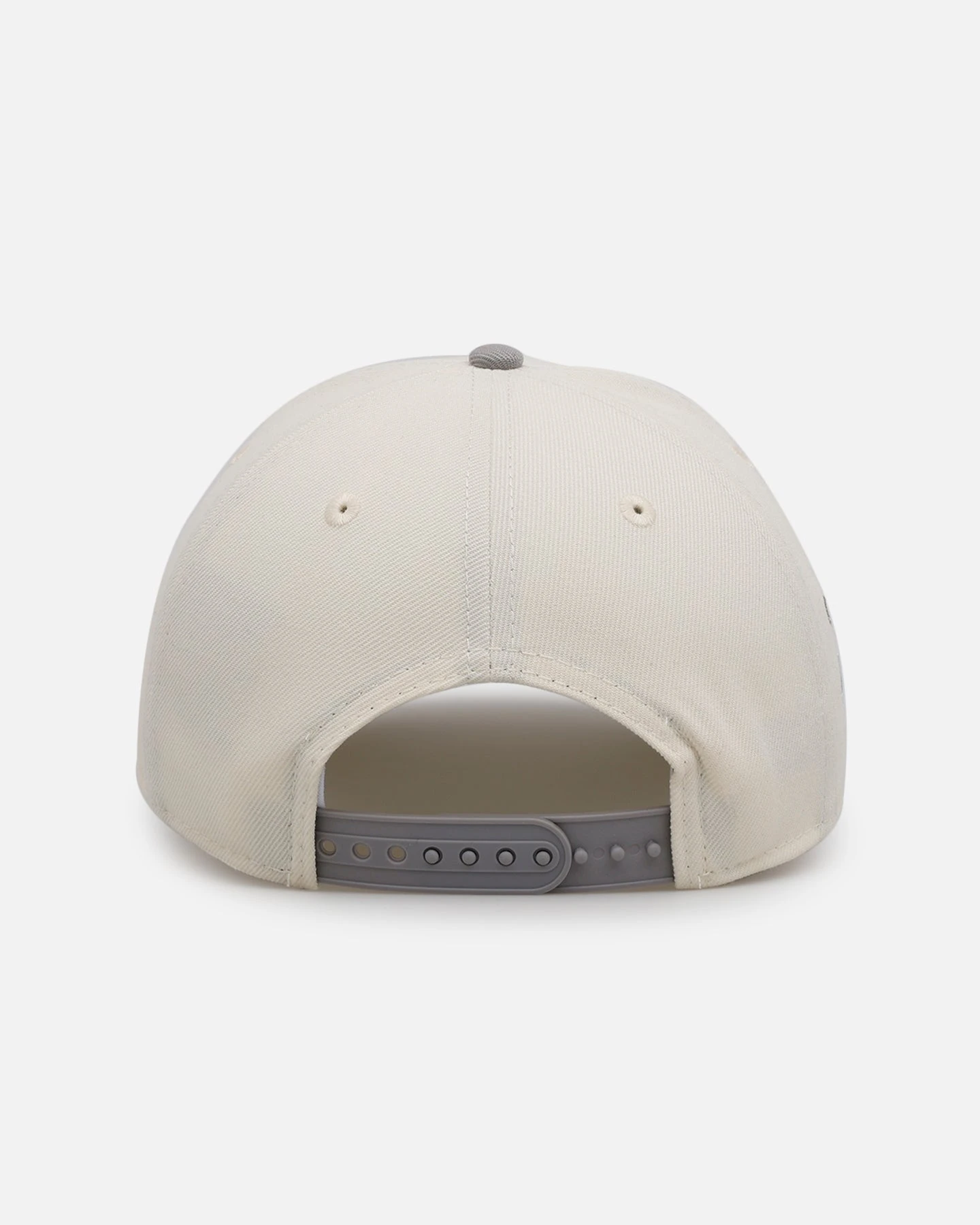 New Era New York Yankees 'Too Clean' 9FORTY A-Frame Snapback Chrome 4 New Era New York Yankees 'Too Clean' 9FORTY A-Frame Snapback Chrome - Image 2