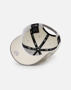 New Era New York Yankees 'Too Clean' 9FORTY A-Frame Snapback Chrome 13 New Era New York Yankees 'Too Clean' 9FORTY A-Frame Snapback Chrome -Culture Kings 01035807 YC808 default 0060