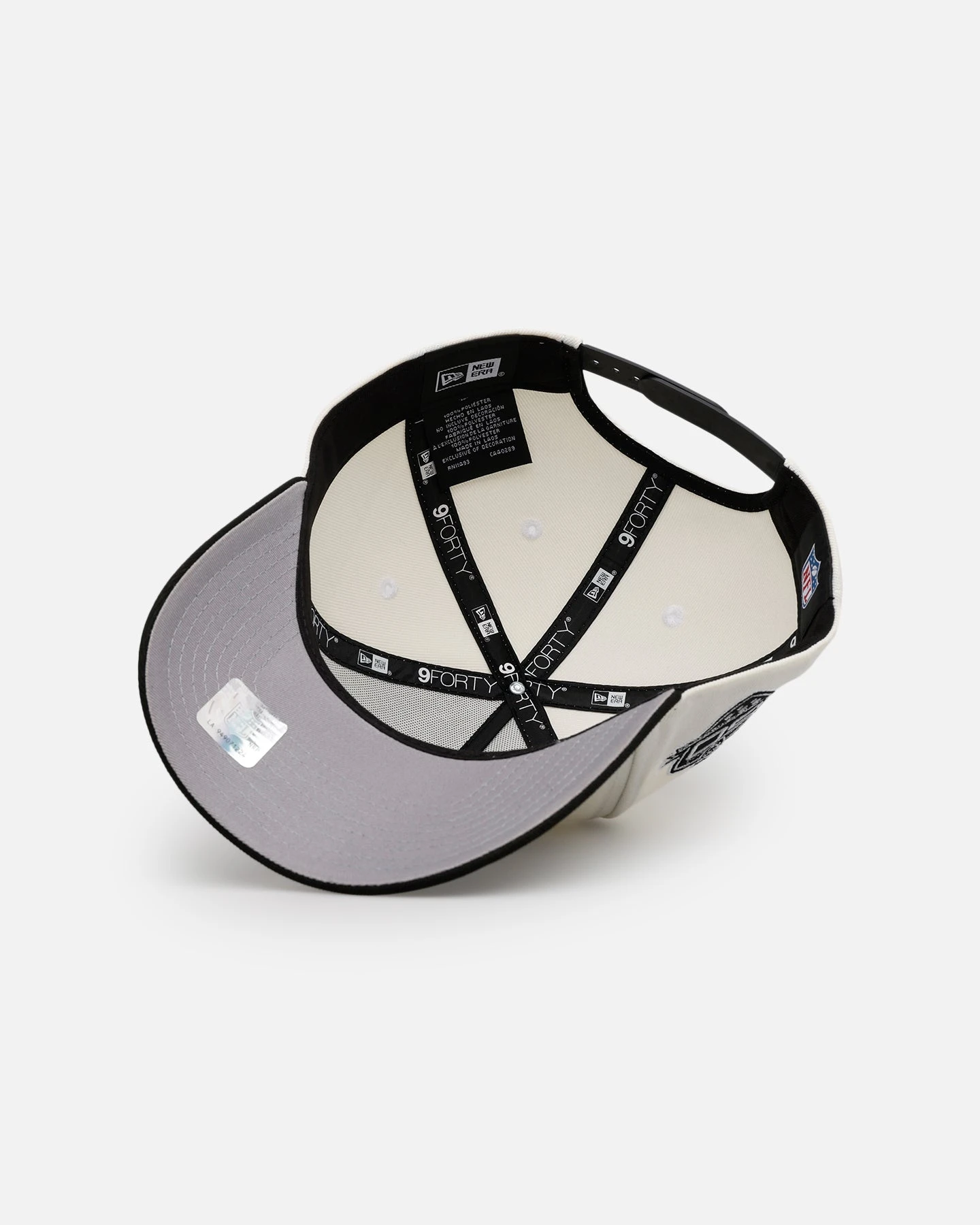 New Era Las Vegas Raiders 'Chrome Metallic Wordmark' 9FORTY A-Frame Snapback Chrome 8 New Era Las Vegas Raiders 'Chrome Metallic Wordmark' 9FORTY A-Frame Snapback Chrome - Image 6