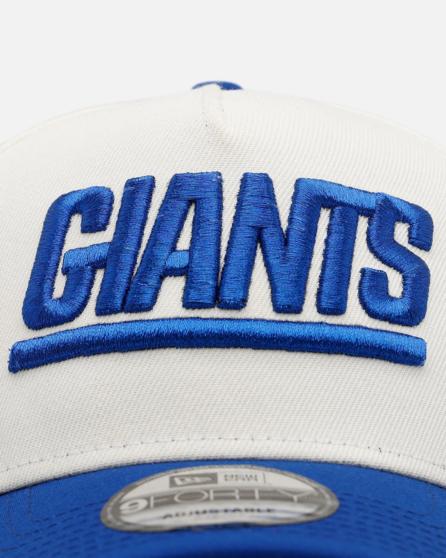 New Era New York Giants 'Chrome Metallic Wordmark' 9FORTY A-Frame Snapback Chrome 7 New Era New York Giants 'Chrome Metallic Wordmark' 9FORTY A-Frame Snapback Chrome - Image 5