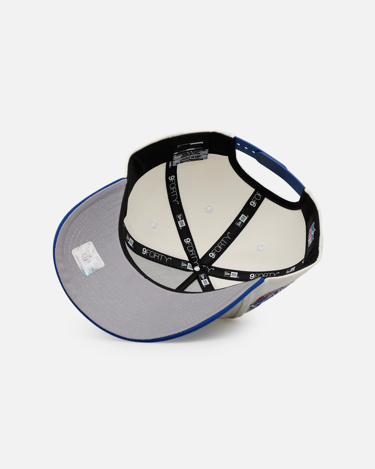 New Era New York Giants 'Chrome Metallic Wordmark' 9FORTY A-Frame Snapback Chrome 8 New Era New York Giants 'Chrome Metallic Wordmark' 9FORTY A-Frame Snapback Chrome - Image 6