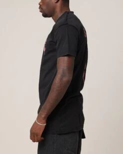 Saint Morta Daggers Lafayette T-Shirt Vintage Black/Pink -Culture Kings 02024983 YV134 mens 000060