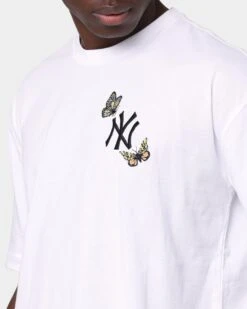 New Era New York Yankees Butterfly Oversized T-Shirt White -Culture Kings 02027327 YW100 mens 0070