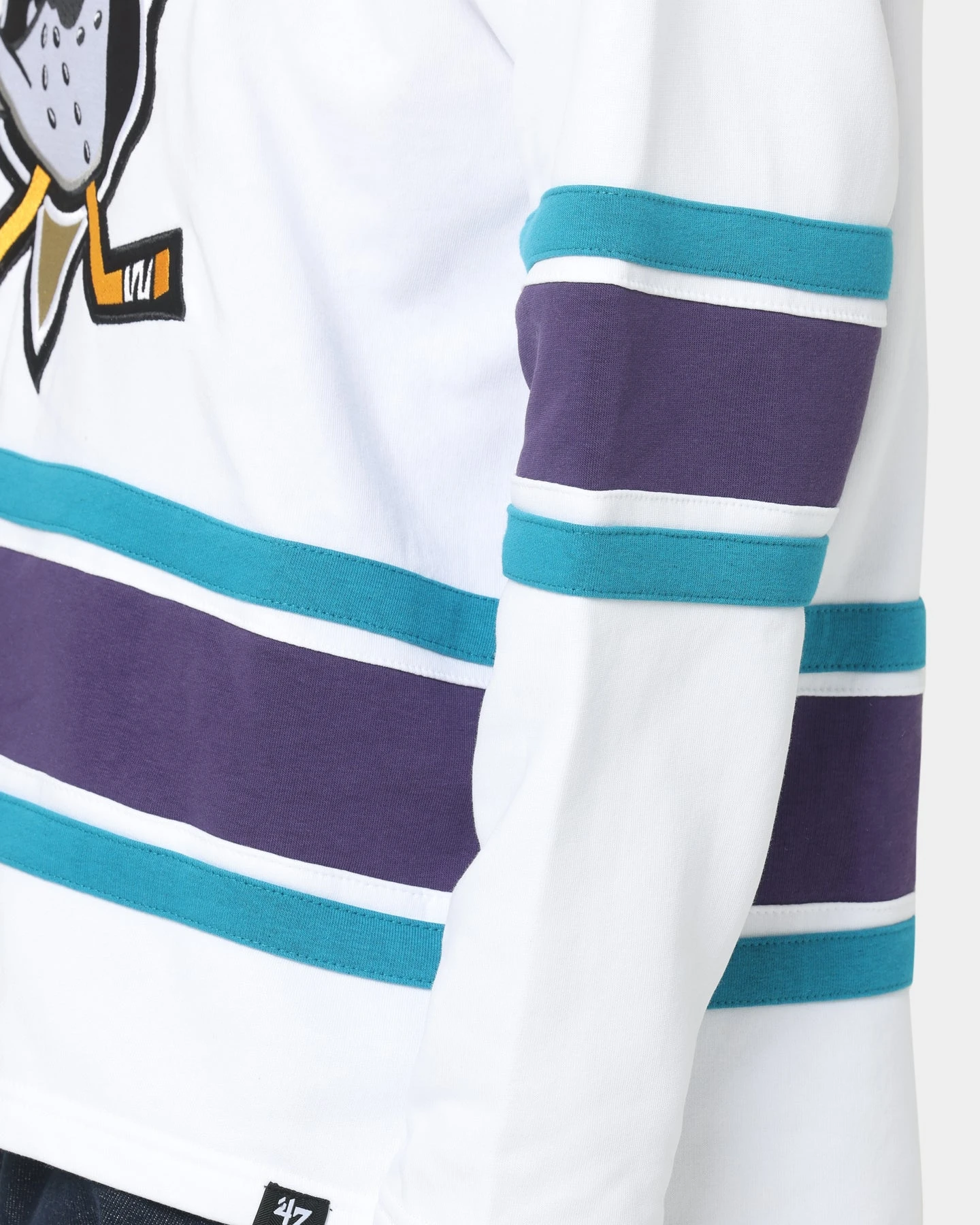 '47 BRAND 47 Brand Anaheim Ducks Superior Lacer Hoodie White Wash 10 '47 BRAND 47 Brand Anaheim Ducks Superior Lacer Hoodie White Wash - Image 8