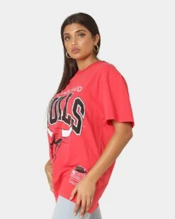Mitchell & Ness Chicago Bulls XL Arch Vintage T-Shirt Faded Red -Culture Kings 02035990 YF428 womens 0060
