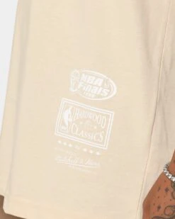 Mitchell & Ness Chicago Bulls Vintage Arch T-Shirt Sand Dollar Beige 15 Mitchell & Ness Chicago Bulls Vintage Arch T-Shirt Sand Dollar Beige -Culture Kings 02036491 YS278 mens 0070