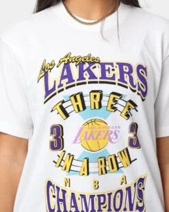 Mitchell & Ness Women's Los Angeles Lakers 3 Time NBA Champ Boxy Vintage T-Shirt Vintage White -Culture Kings 02039088 YV003 womens 0030