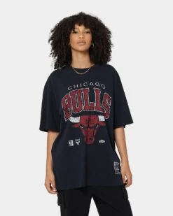 Mitchell & Ness Women's Chicago Bulls XL Arch Vintage T-Shirt Faded Black