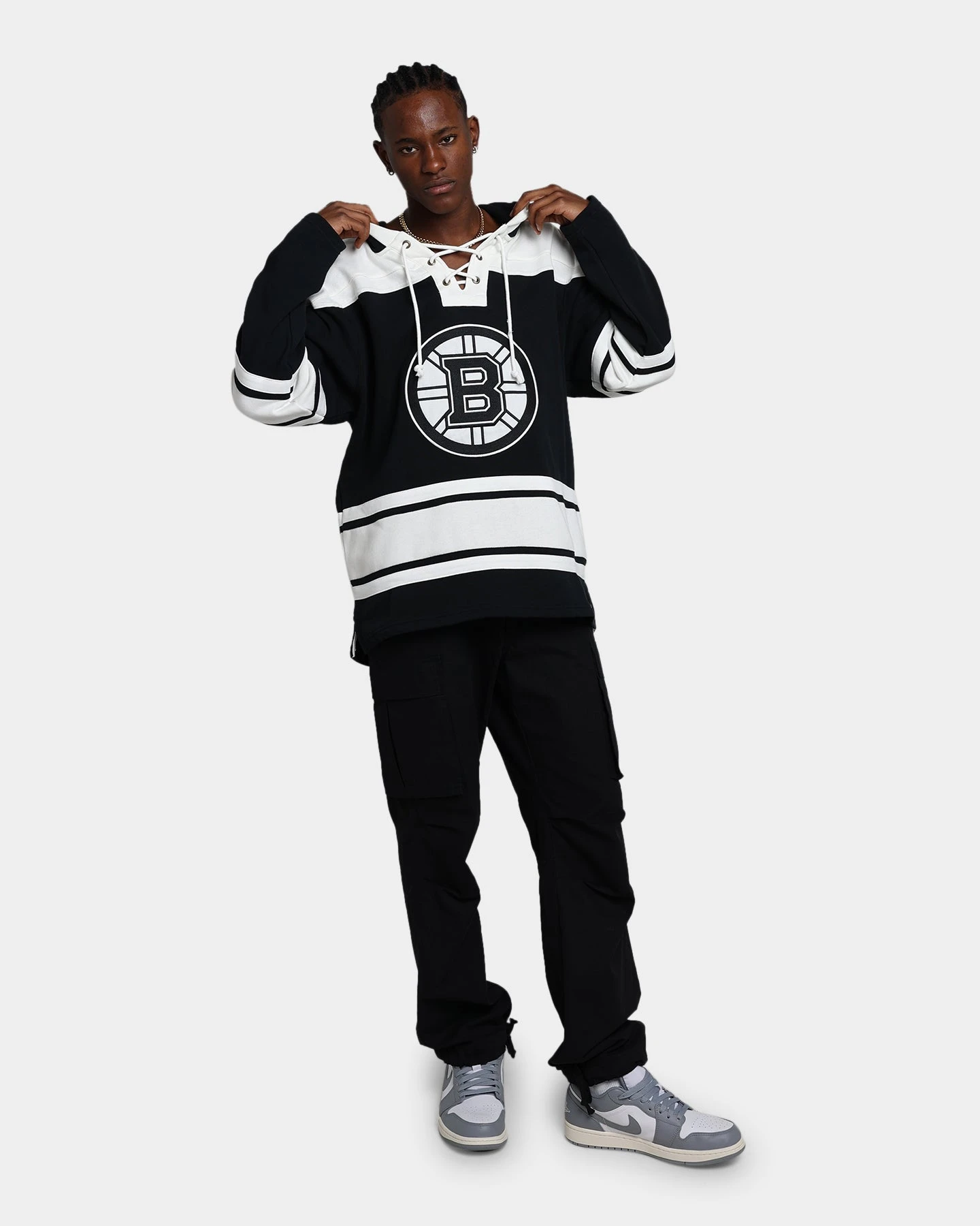 '47 BRAND 47 Brand Boston Bruins Superior Lacer Hoodie Jet Black 4 '47 BRAND 47 Brand Boston Bruins Superior Lacer Hoodie Jet Black - Image 2