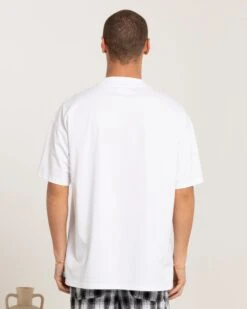 Carre Brave Oversized T-Shirt White -Culture Kings 02044666 YW100 mens 0004