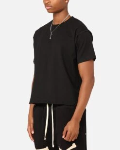 Saint Morta Lafayette Cropped T-Shirt Black -Culture Kings 02046618 YB001 mens 00050 98cccd11 ef74 4448 990d 9140510f5716