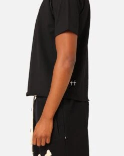 Saint Morta Lafayette Cropped T-Shirt Black -Culture Kings 02046618 YB001 mens 00060 6d6f2e68 81c6 4c33 853b ed77b3f39e35