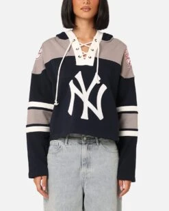 '47 BRAND 47 Brand Women's New York Yankees Cropped Lacer Hoodie Fall Navy