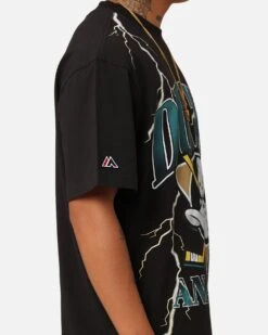 Majestic Athletic Anaheim Ducks Team Lightning Helmet T-Shirt Black 15 Majestic Athletic Anaheim Ducks Team Lightning Helmet T-Shirt Black -Culture Kings 02047806 YB001 mens 00070