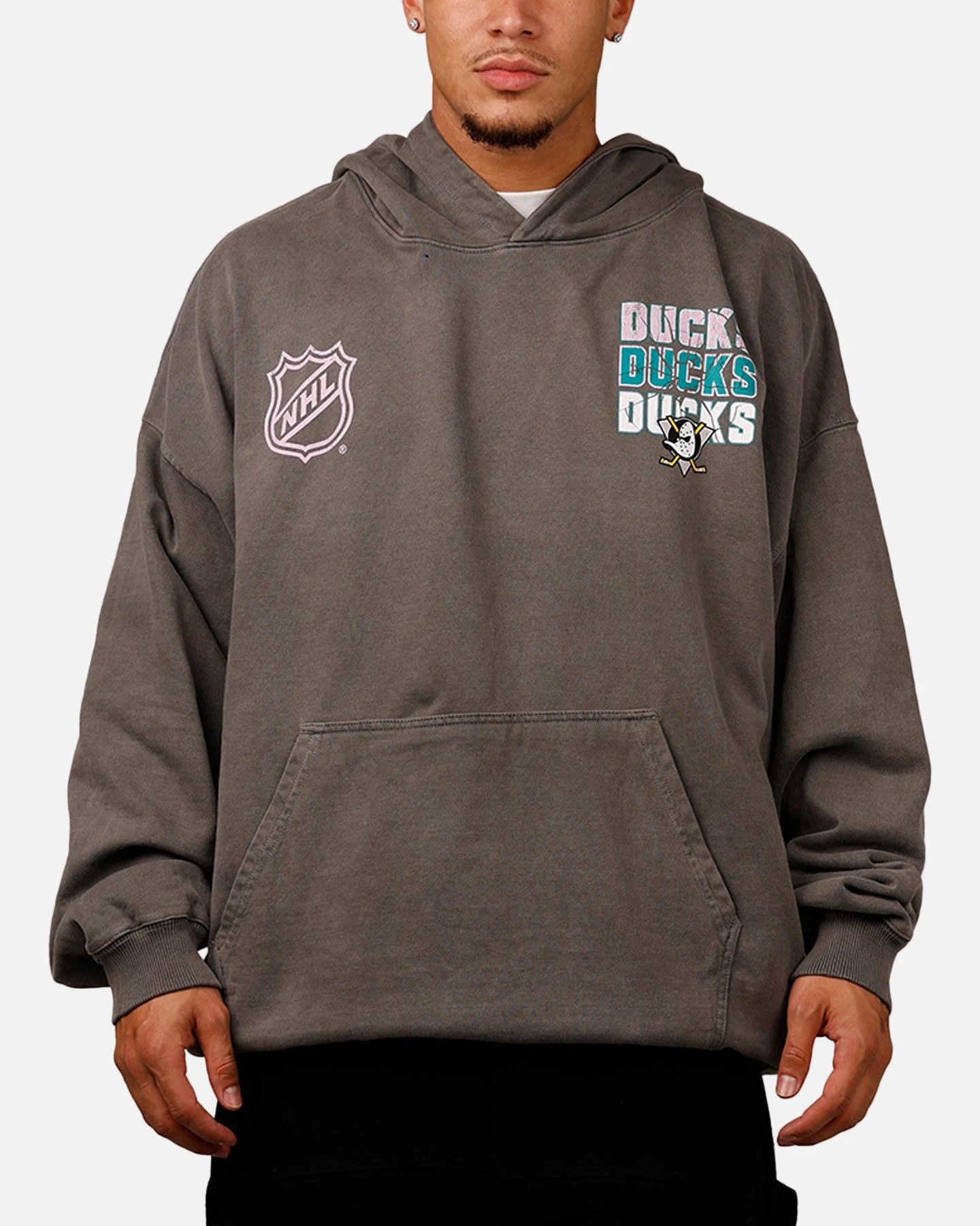 Culture Kings Anaheim Ducks Wild Wing Hoodie Off Black 4 Culture Kings Anaheim Ducks Wild Wing Hoodie Off Black - Image 2