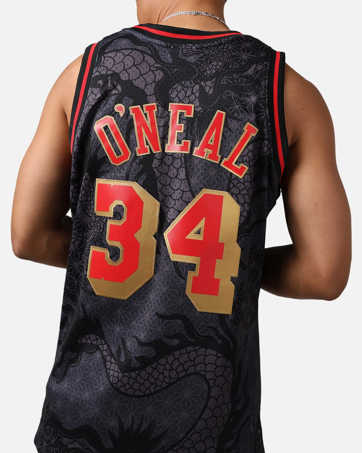 Mitchell & Ness Los Angeles Lakers Shaquille O'Neal '96-97 Year Of The Dragon Swingman Jersey Black/Red 12 Mitchell & Ness Los Angeles Lakers Shaquille O'Neal '96-97 Year Of The Dragon Swingman Jersey Black/Red - Image 11