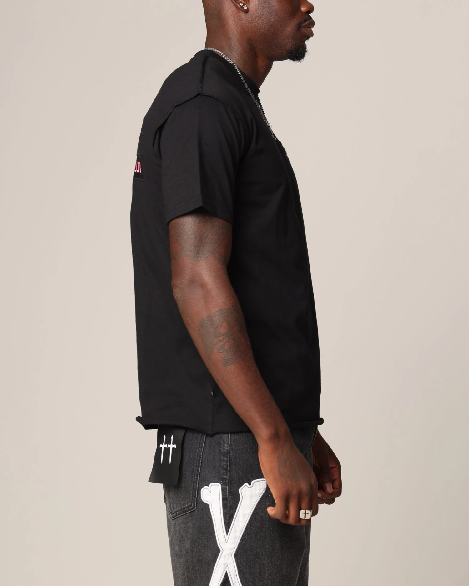 Saint Morta Bleeding Hearts Club Cut T-Shirt Black 7 Saint Morta Bleeding Hearts Club Cut T-Shirt Black - Image 5