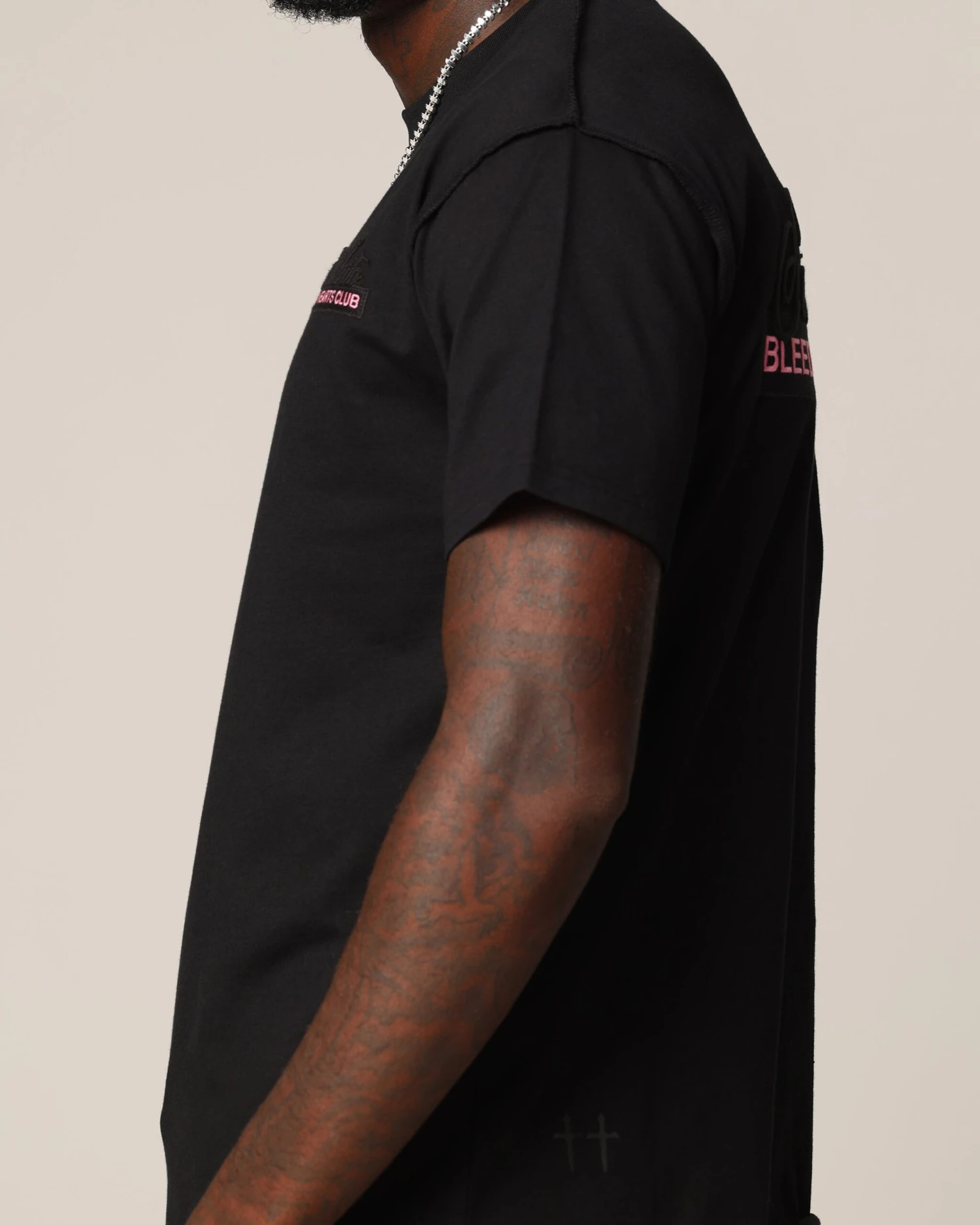 Saint Morta Bleeding Hearts Club Cut T-Shirt Black 9 Saint Morta Bleeding Hearts Club Cut T-Shirt Black - Image 7