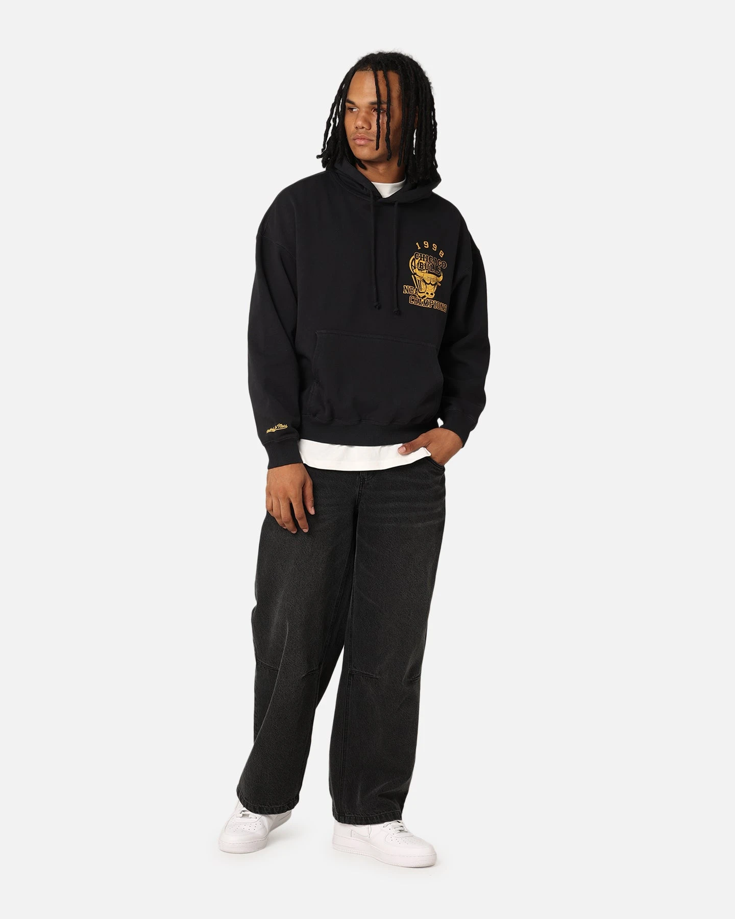 Mitchell & Ness Chicago Bulls Rings Hoodie Faded Black 6 Mitchell & Ness Chicago Bulls Rings Hoodie Faded Black - Image 4