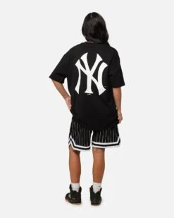 New Era New York Yankees Rose Oversized T-Shirt Black -Culture Kings 02051301 YB001 womens 00040
