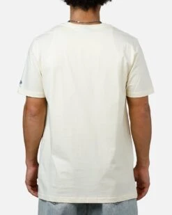 New Era New York Yankees 1999 Vintage Champs T-Shirt White 8 New Era New York Yankees 1999 Vintage Champs T-Shirt White -Culture Kings 02051820 YW100 mens 0020