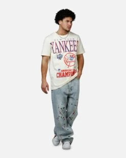 New Era New York Yankees 1999 Vintage Champs T-Shirt White 9 New Era New York Yankees 1999 Vintage Champs T-Shirt White -Culture Kings 02051820 YW100 mens 0030