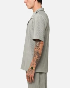 XXIII Pleated Button Up Shirt Olive -Culture Kings 02051862 YO100 mens 00050