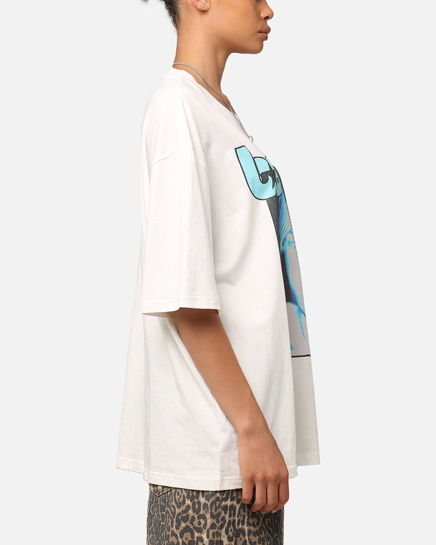 Billie Eilish Billie Y2K Organic Cotton T-Shirt White 6 Billie Eilish Billie Y2K Organic Cotton T-Shirt White - Image 4