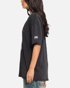 73 Studio X Cartoon Network Courage The Cowardly Dog Grail Vintage T-Shirt Black Acidwash 12 73 Studio X Cartoon Network Courage The Cowardly Dog Grail Vintage T-Shirt Black Acidwash -Culture Kings 02053873 YB017 womens 0050