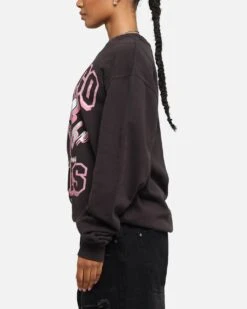 Mitchell & Ness Women's Chicago Bulls Arch Logo Crewneck Overdyed Black -Culture Kings 02053963 YO325 womens 0050