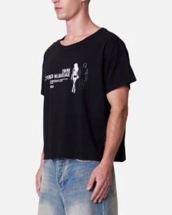 MNML Distressed Wide Neck T-Shirt Washed Black 9 MNML Distressed Wide Neck T-Shirt Washed Black -Culture Kings 02054207 YW607 mens 0020