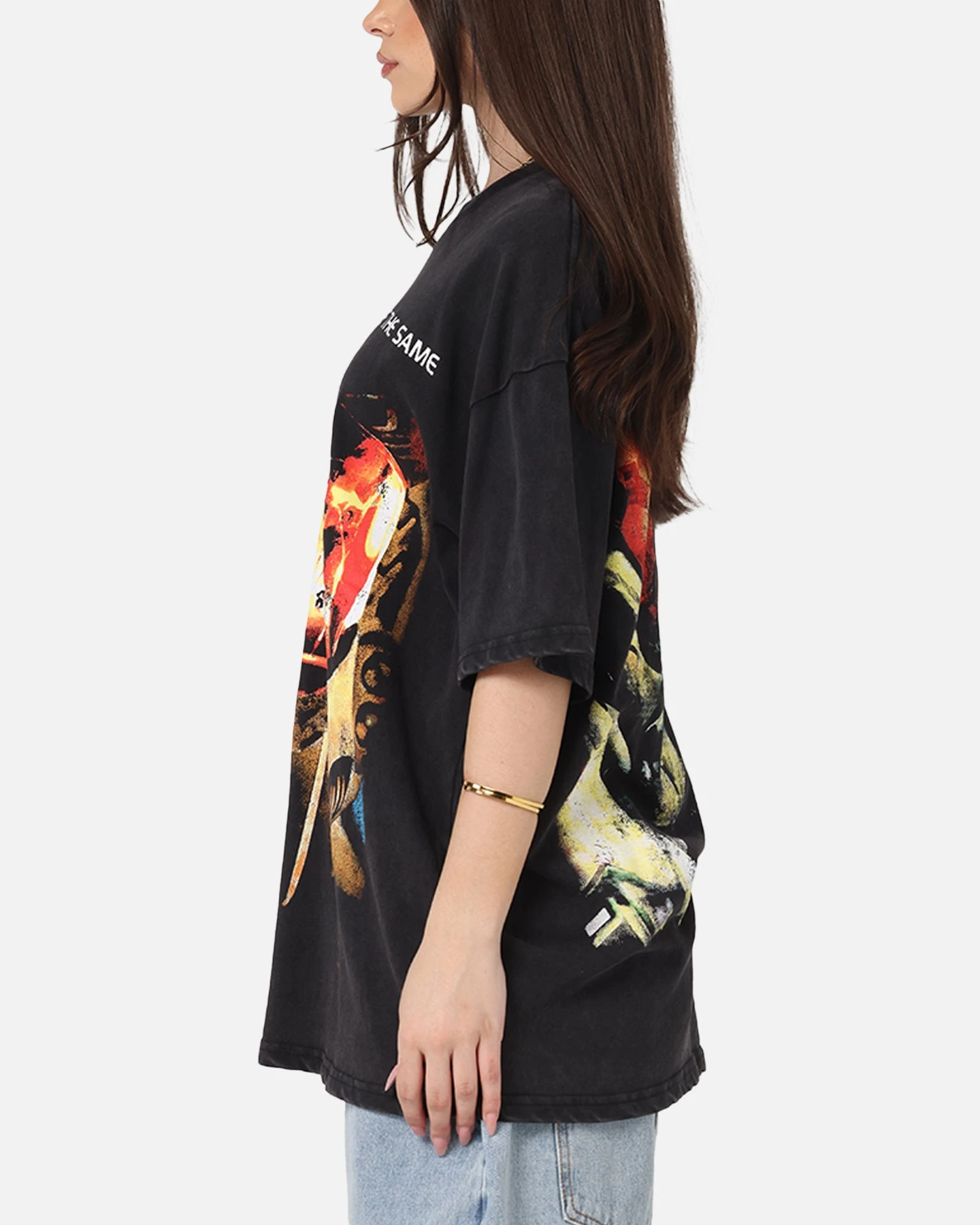 73 Studio X Halo Halo 2 Masterchief Vintage T-Shirt Black Acidwash 8 73 Studio X Halo Halo 2 Masterchief Vintage T-Shirt Black Acidwash - Image 6