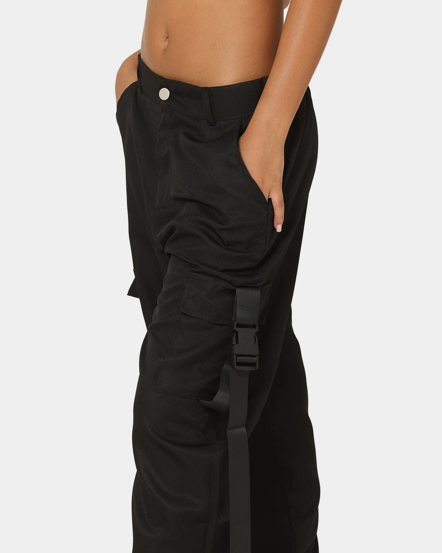 XXIII Women's Sofie Cargo Pants Black 9 XXIII Women's Sofie Cargo Pants Black - Image 7