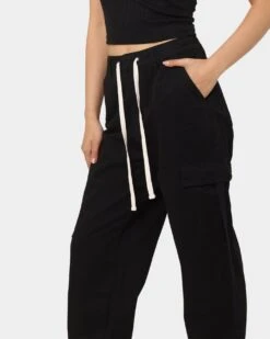 MNML Women's Baggy Cargo Pants Black -Culture Kings 03010298 YB001 womens 0040