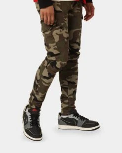 Carre Revolution Cargo Jeans Camo 12 Carre Revolution Cargo Jeans Camo -Culture Kings 03010488 YC001 mens 0030