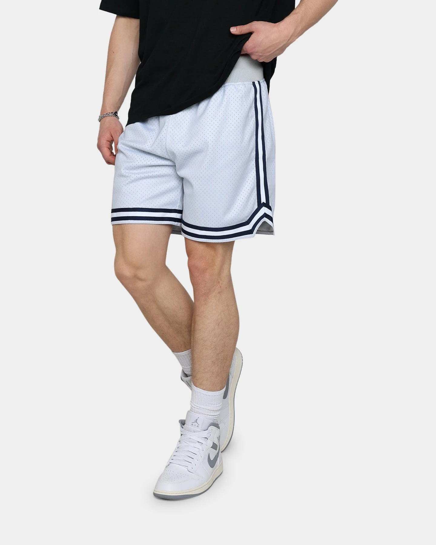 19Nine Georgetown Legacy Shorts Grey 6 19Nine Georgetown Legacy Shorts Grey - Image 4