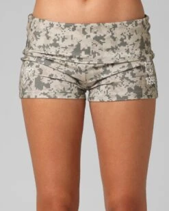 Loiter Women's Bullrush Shorts Digi Camo -Culture Kings 03013457 YC069 womens 0070