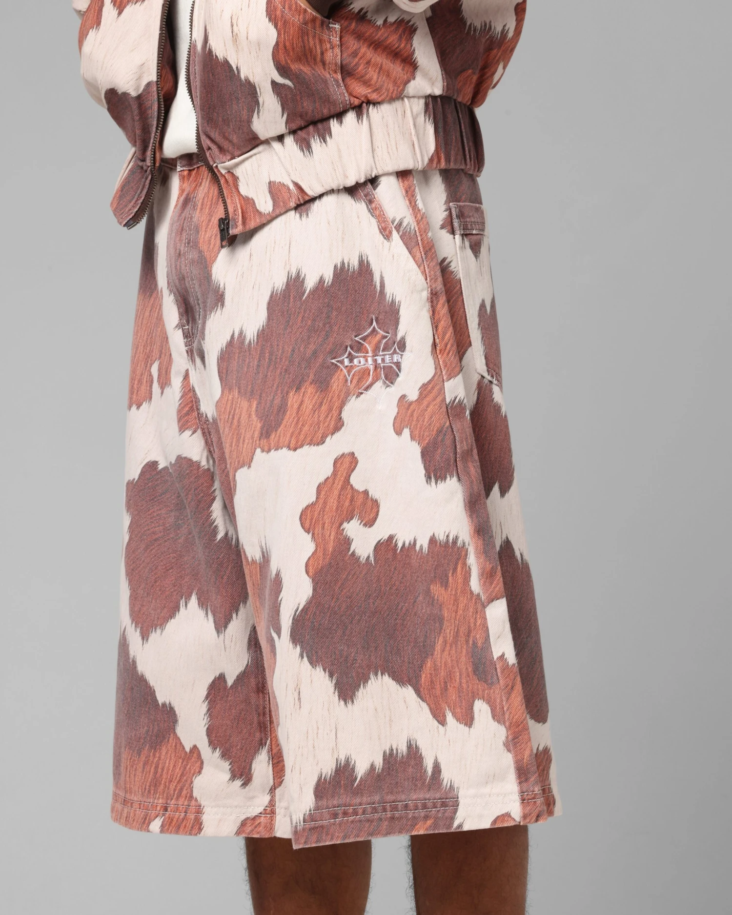 Loiter Hide Jorts Cowhide 6 Loiter Hide Jorts Cowhide - Image 4