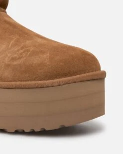 Ugg Boots Women's Classic Ultra Mini Platform Chestnut -Culture Kings 05010848 YC060 default 0060